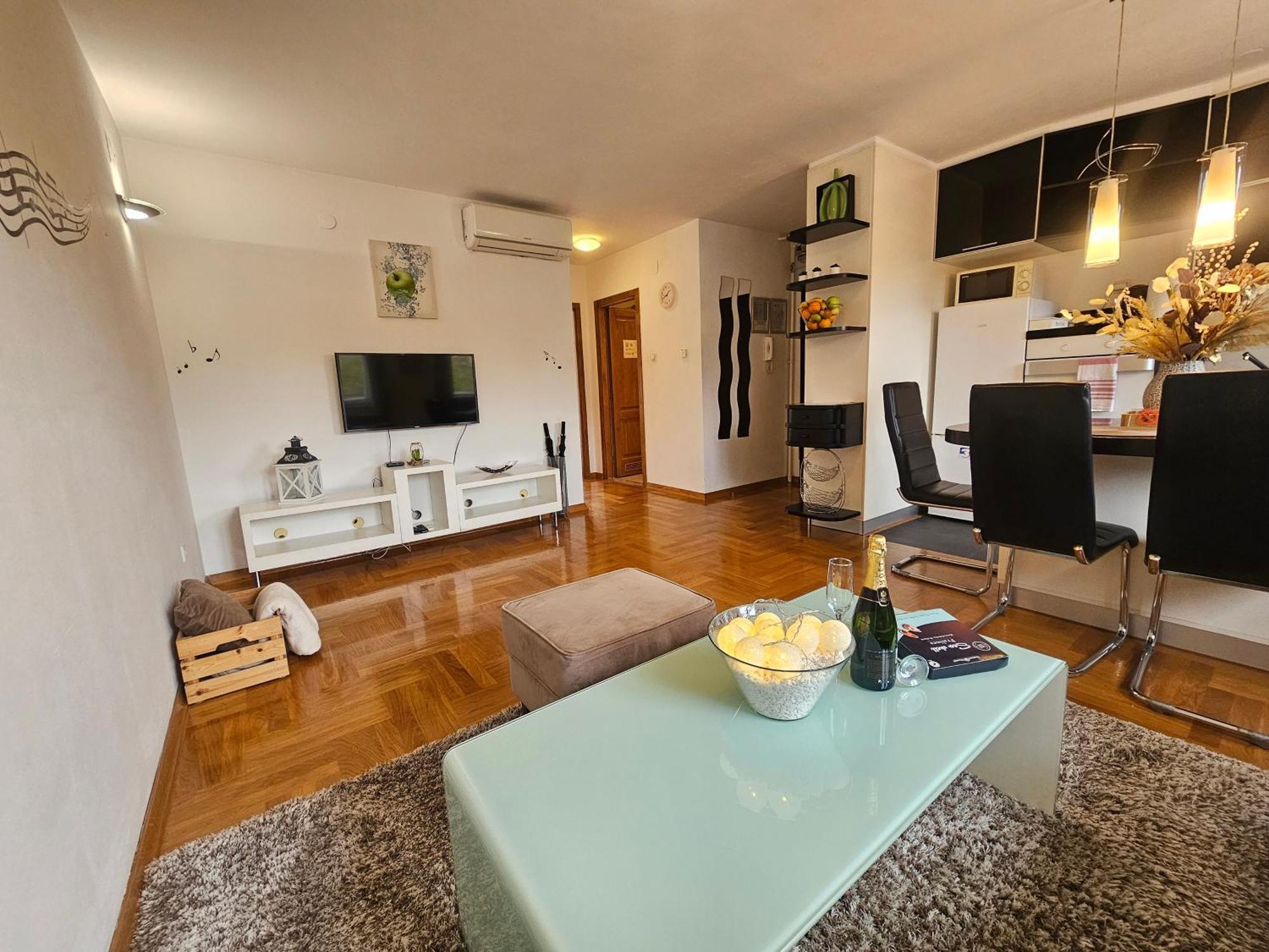 Apartments Tony Zagreb Bagian luar foto
